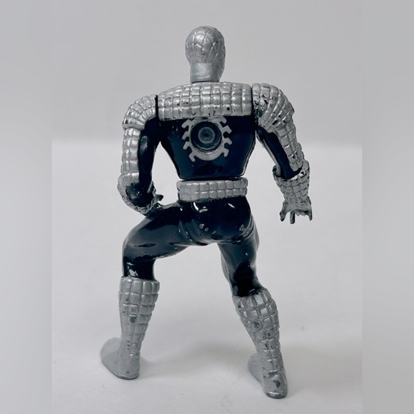 Spider-Man Black & Silver Die-Cast Metal Figure, 2 1/2 Inches Tall, 1997 Toy Biz - Picture 4 of 4